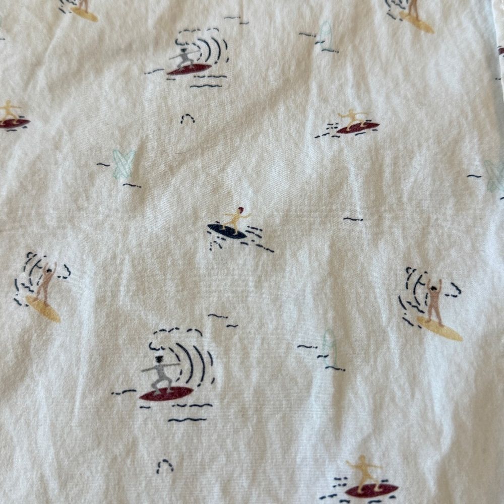 Free Planet White w/Surfers Patterned Men's Button Down Shirt Size Large - Picture 7 of 7